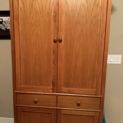 Thomasville Red Oak Armoire 