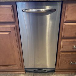 GE GARBAGE DISPOSAL