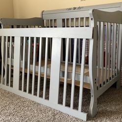 Convertible Baby Bed
