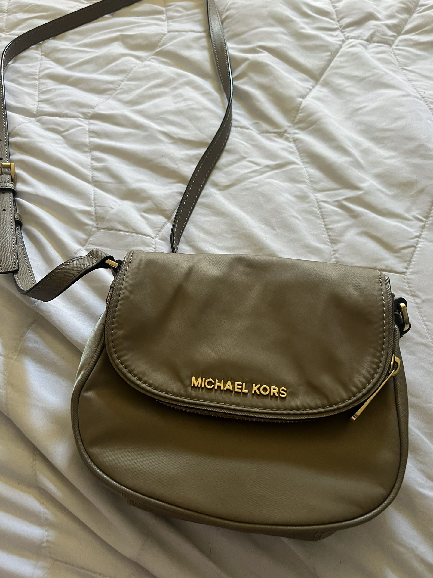 Michael Kors Crossbody Bag