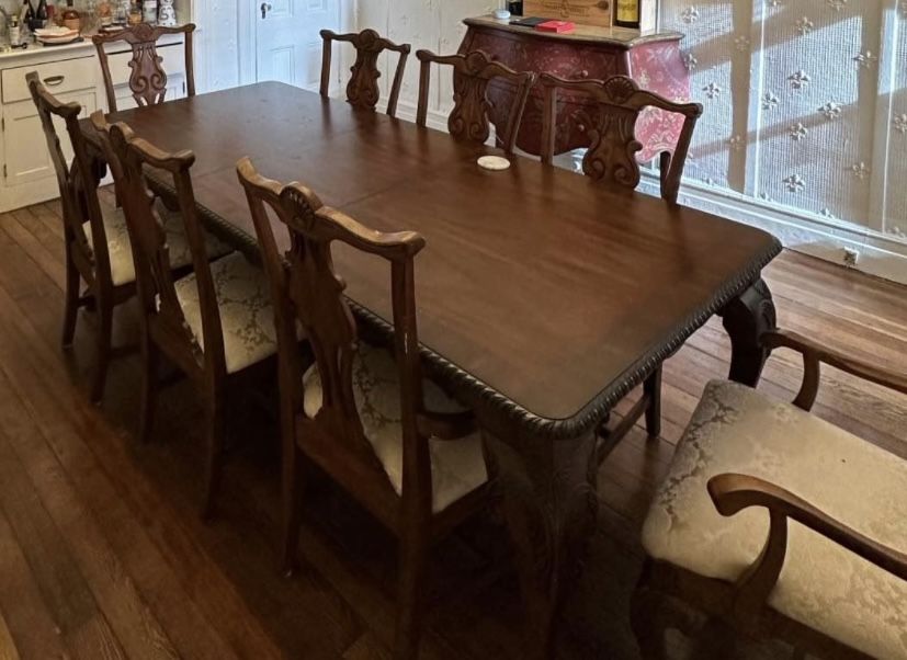 Real Wood 6-8 Seater Dining Set