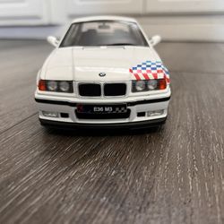 Diecast 1/18 Scale  BMW M3 E36 Coupe Lightweight 1990 White  Car by Solido