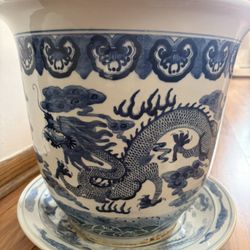 Antique Chinese Porcelain Bowl 