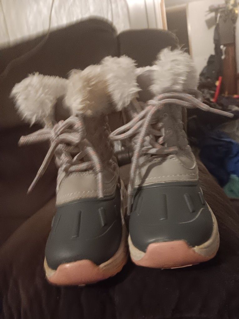 Little Girls Rubber RAIN boots Size 8