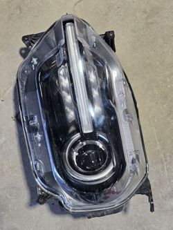 Ford bronco  new headlight