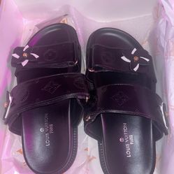 Louis Vuitton Sandles