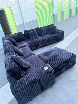 AMAZING SOFAS!!