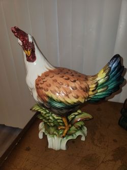 Hen Hand Painted Ceramic Sculpture. INTRADA ITALY