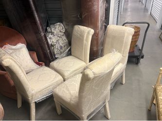 Set of 4 Cream Damask Upholstered Dining Chairs