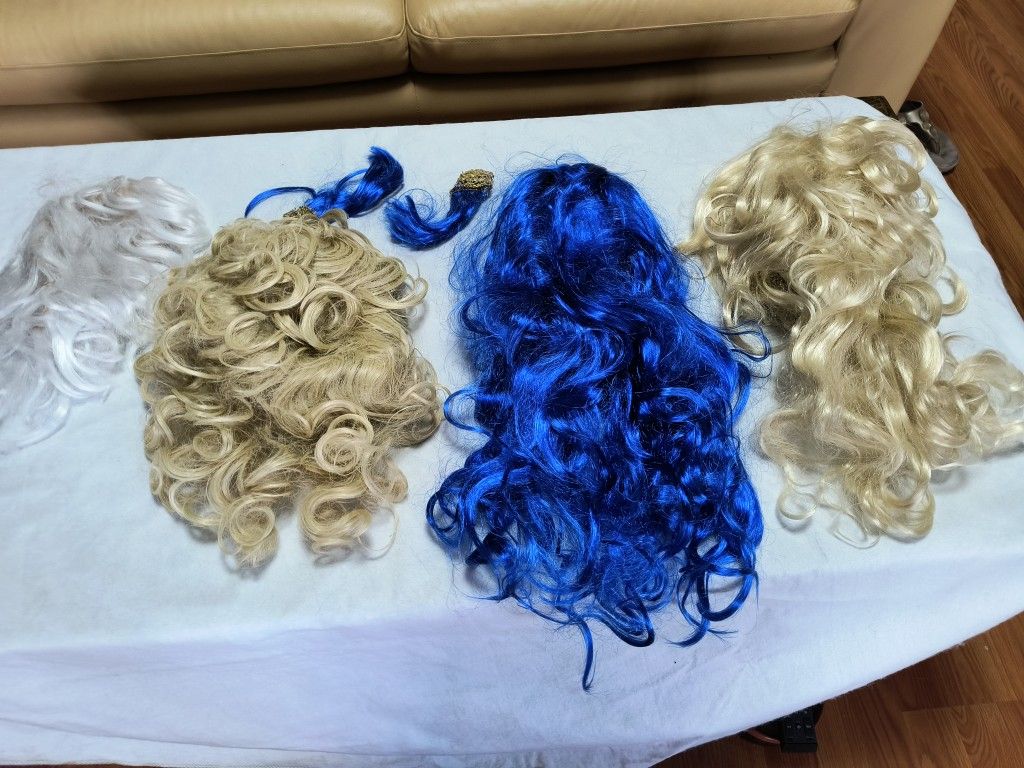 ****HALLOWEEN WIGS***CLEARANCE