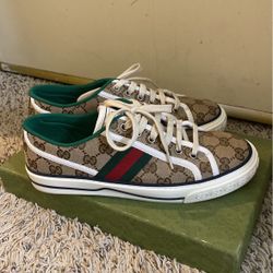 Gucci Shoes 