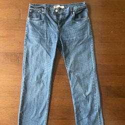 Levi’s 514 Jeans