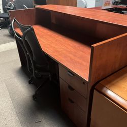 Reception Desk With Drawer 