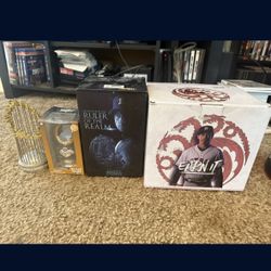 2017 Houston Astros Chris "Dragon" Devenski Game of Thrones Bobblehead /2018 Houston Astros CHARLIE MORTON IRON THRONE GOT GAME OF THRONES Bobblehead/