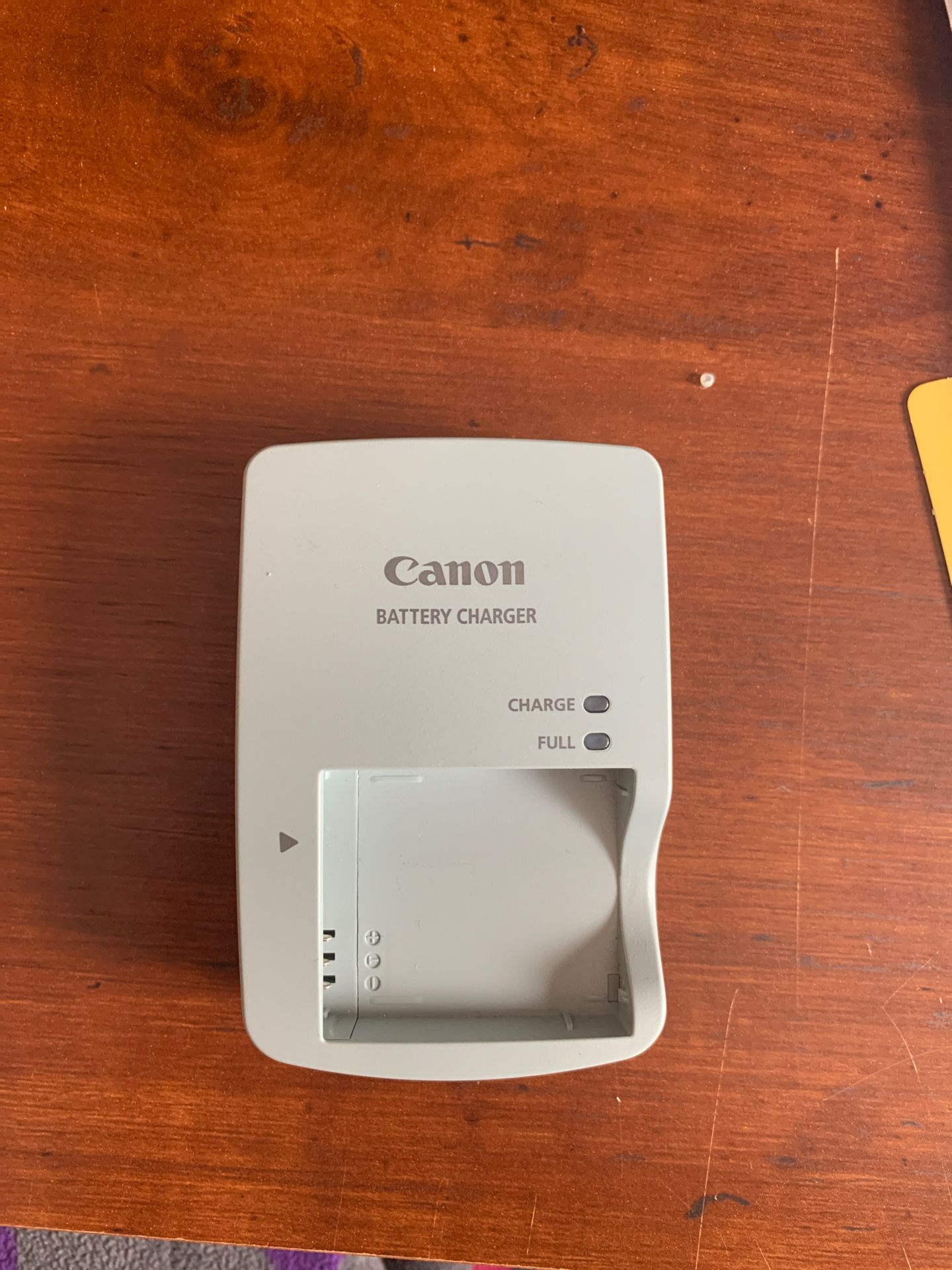 Canon Camera Battery Charger