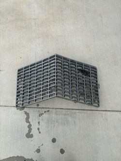 1972 Buick Riviera grille