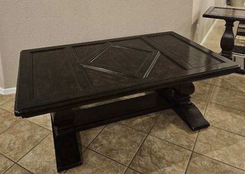 Coffee table set