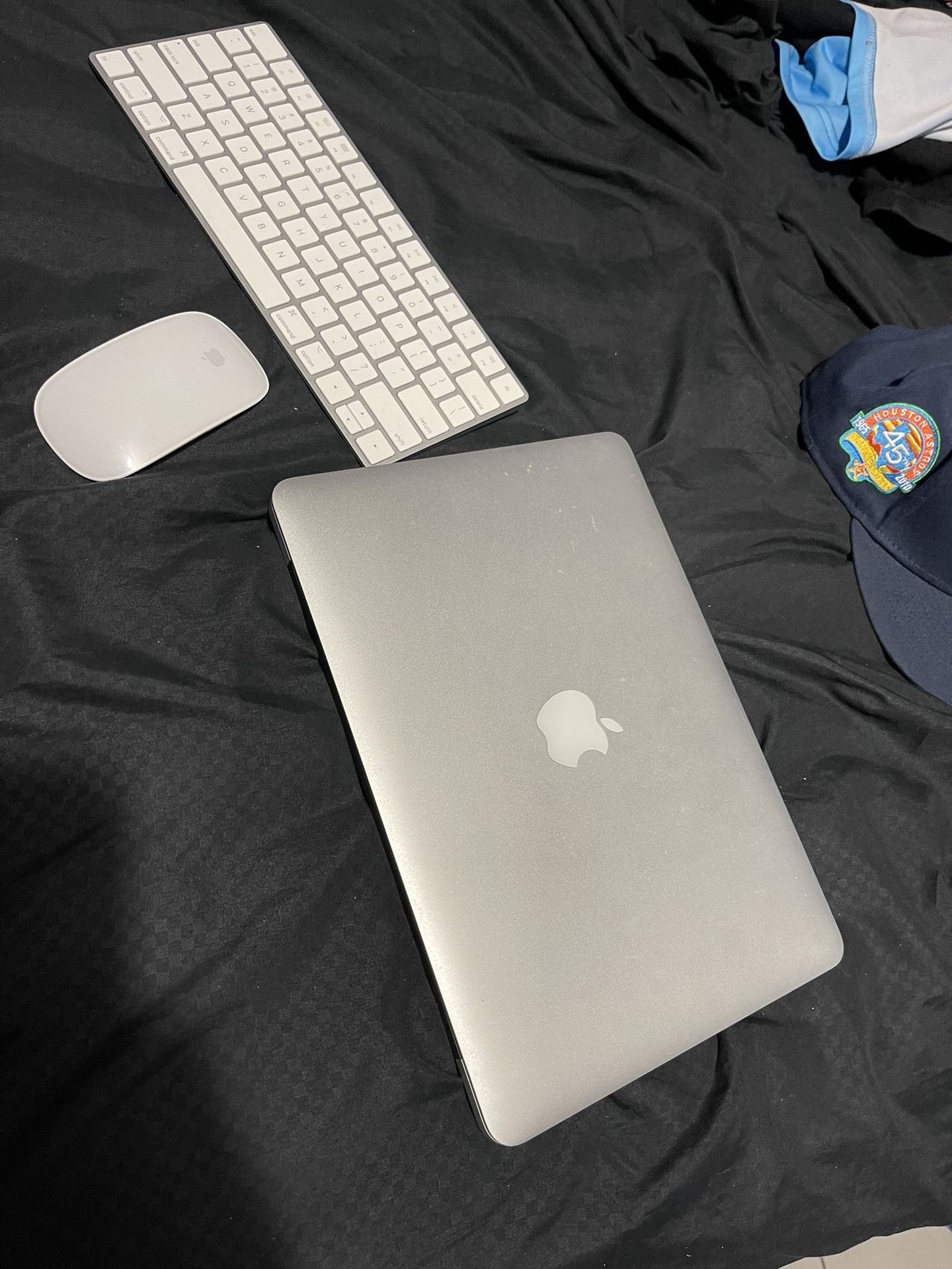 MacBook Pro With Wireless Keyboard And Mouse