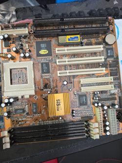 SiS 530 Socket 7 ATX Motherboard
