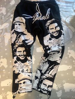 Asaali sweats