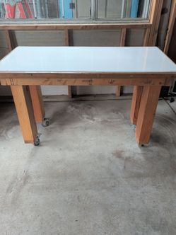 Table with wheels