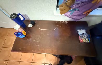 Heavy brown coffee table center