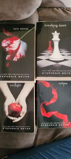 Twilight saga paperback book set