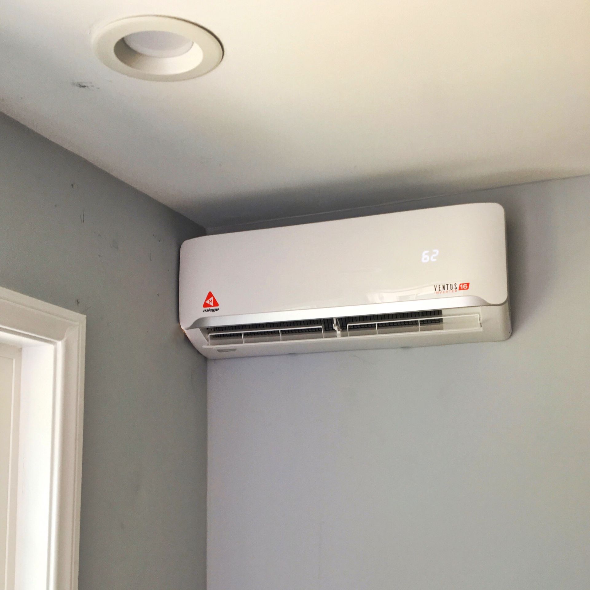 Mirage 20 Seer 12000btu Mini Split Air Conditioner For Sale In Azusa Ca Offerup