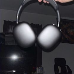 Apple AirPod Maxes Midnight 