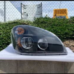 Cascadia LED Headlight Black Interior 