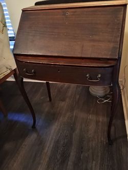 Vintage Ladies Secretary Desk