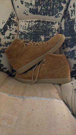 Jordan 1 Retro High wheat (rarely Used) Send An Offer
