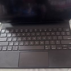 iPad Pro SET! 4th Gen 12.9in 512gb + Magic Keyboard + Apple Pencil 