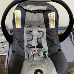 Chicco Infant Carrier/Car seat