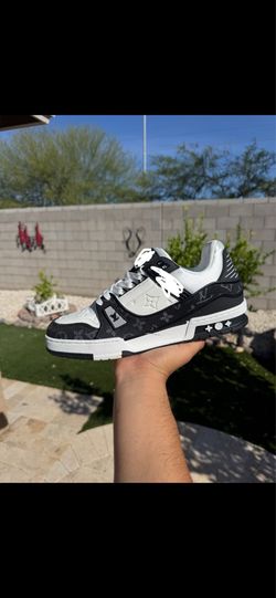 LV Shoes Black And White (Read Description)
