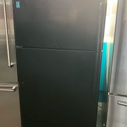 33” Wide gE Frige Black Use Perfect Working And Warranty 