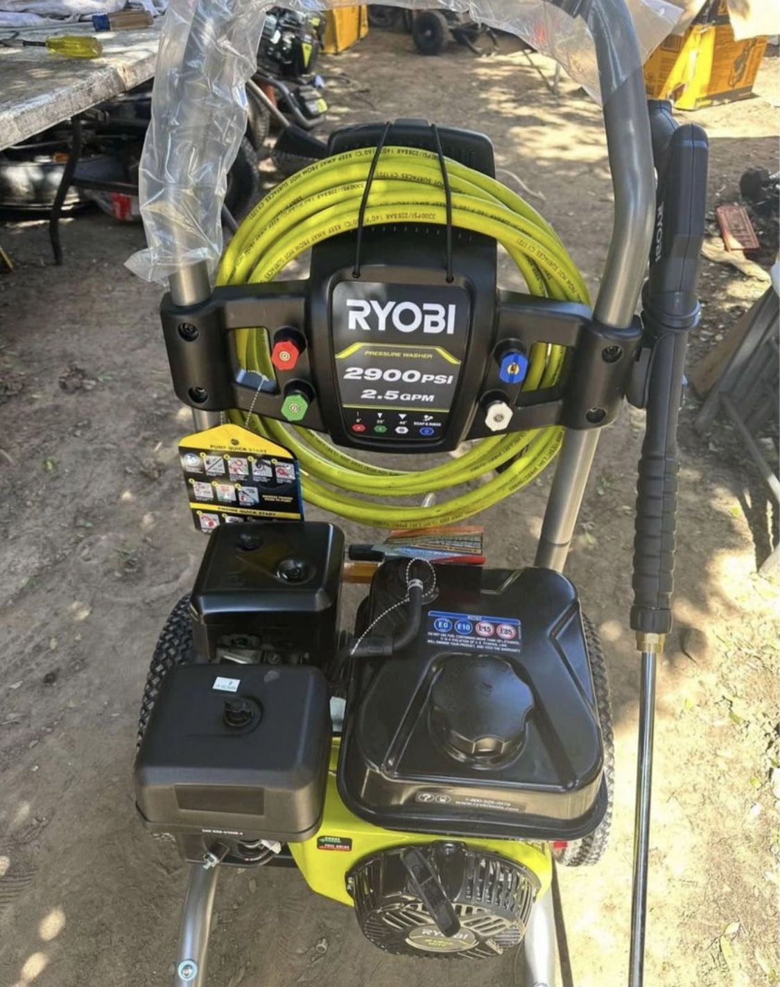 RYOBI 2900 PSI Cold Water Gas Pressure Washer 2.5 GPM Adjustable Nozzle Outdoor