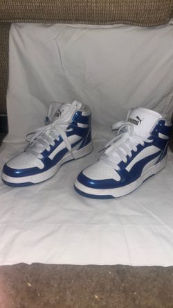 Size 5.5 Blue and white pumas