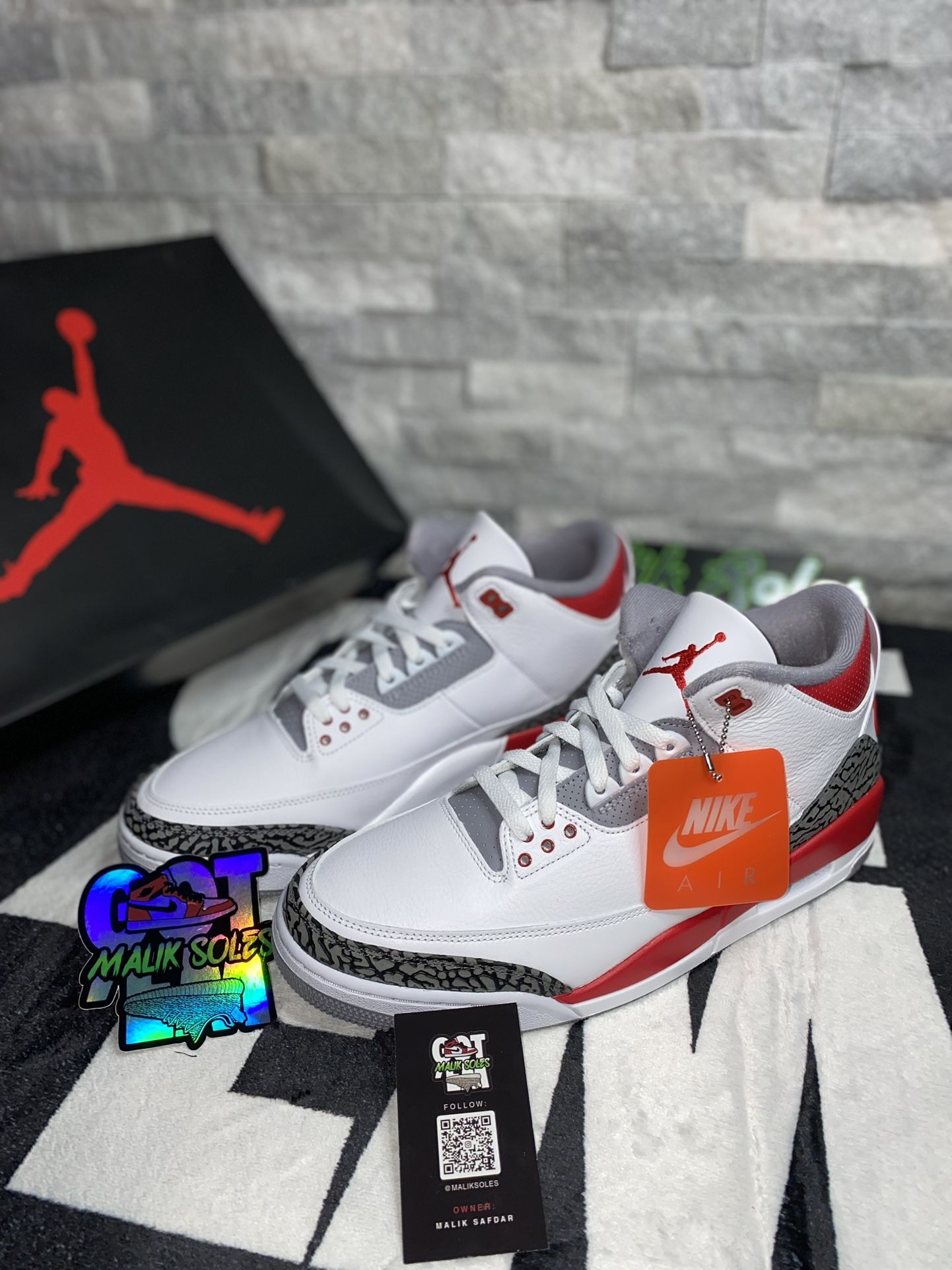 Jordan 3 Retro OG Fire Red Men Size 10.5M