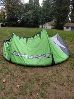 Naish Pivot 9m Kite