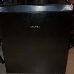 Barely Used College Dorm Refrigerator 