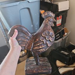 Distressed Resin Rooster Sculpture 