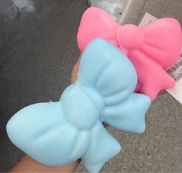 Bow-Shaped Bath Sponge Set of 2