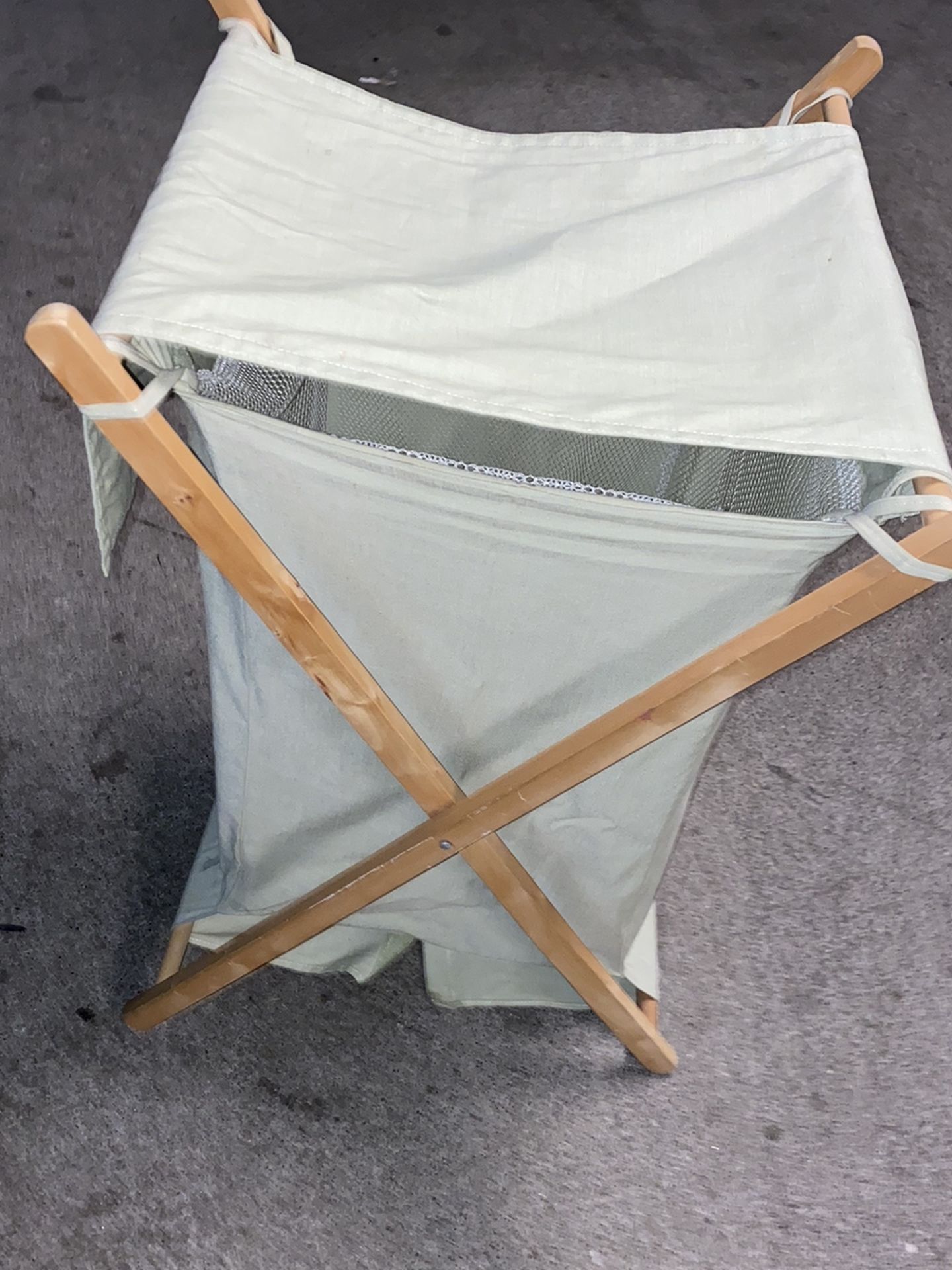 Folding Clothes Hamper