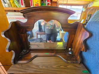 Vintage wood table top mirror shelf
33"w x 25 5"h x 9"d