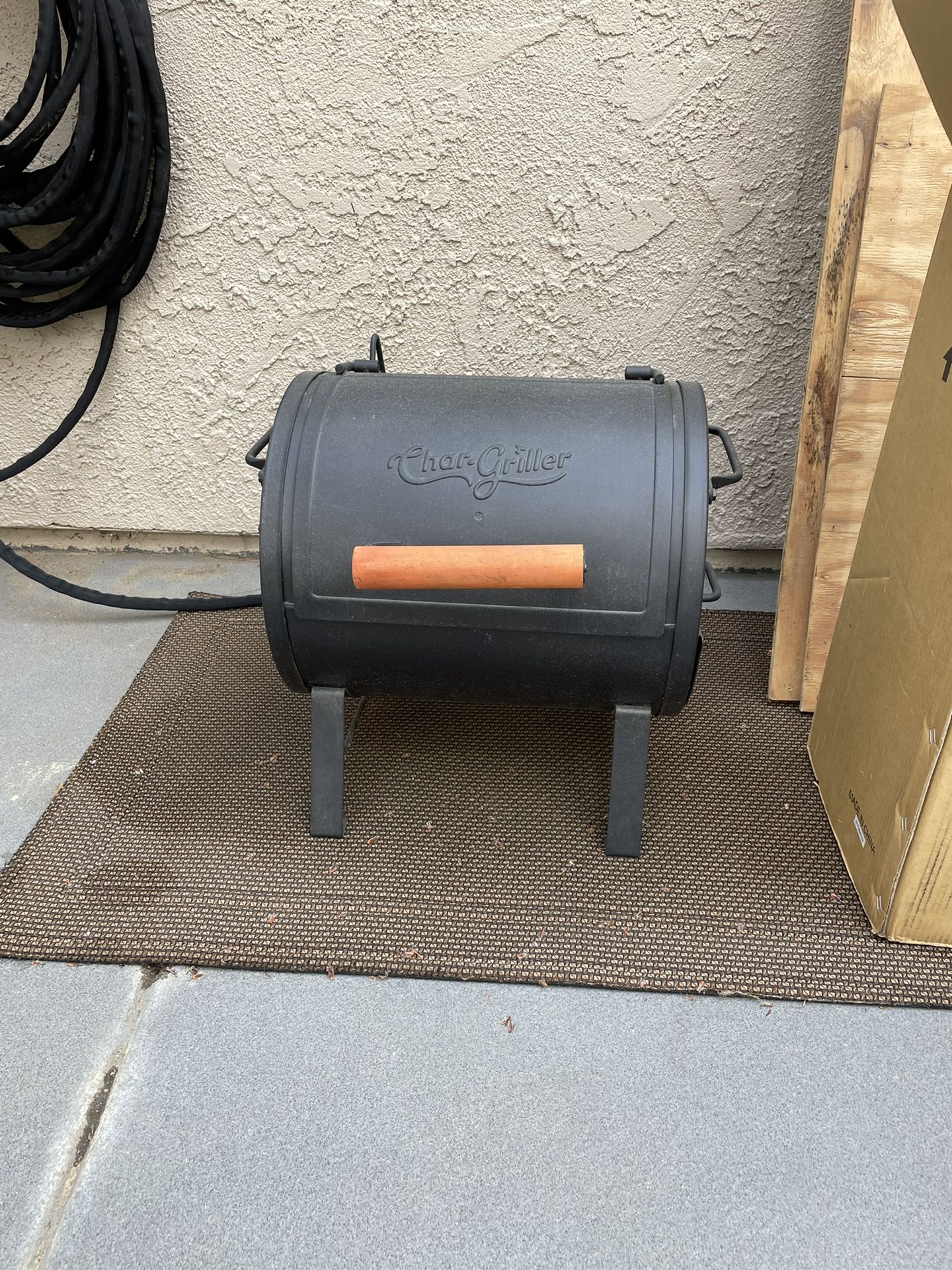 Char Grill smoker / Grill