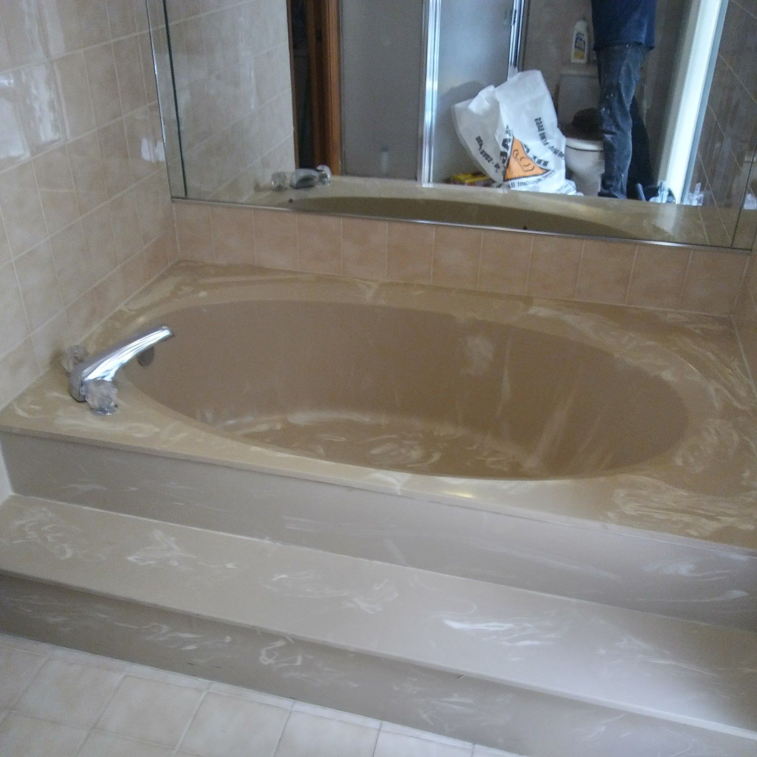 Marble bathtub today only or going to dump
