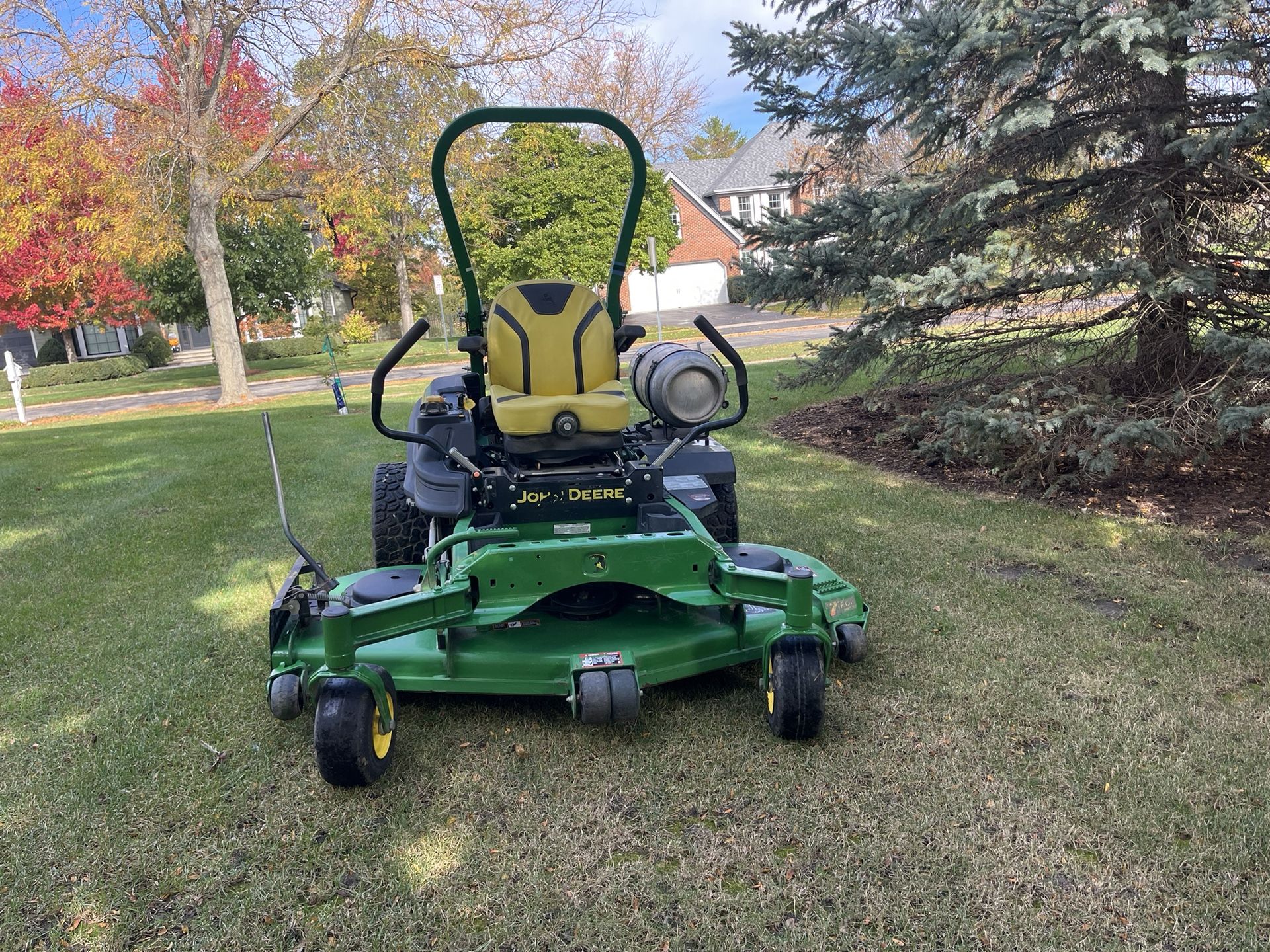 John Deere Propane Commercial Zero Turn Lawnmower 