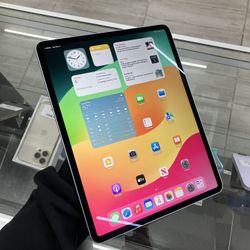 Like New iPad, iPad Air, 2024, Cellular/wifi. Cash Or $50 Down