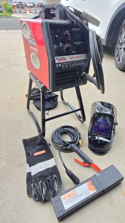 Lincoln Electric SP-170T MIG Welder with Accessories
